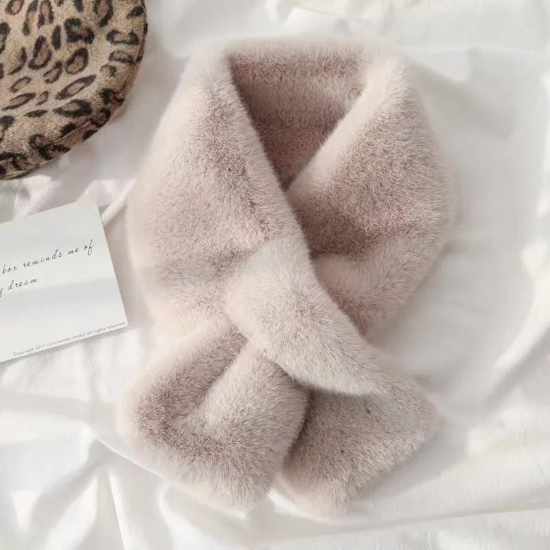 Faux fur collar scarf as a closed loop with no fastening
