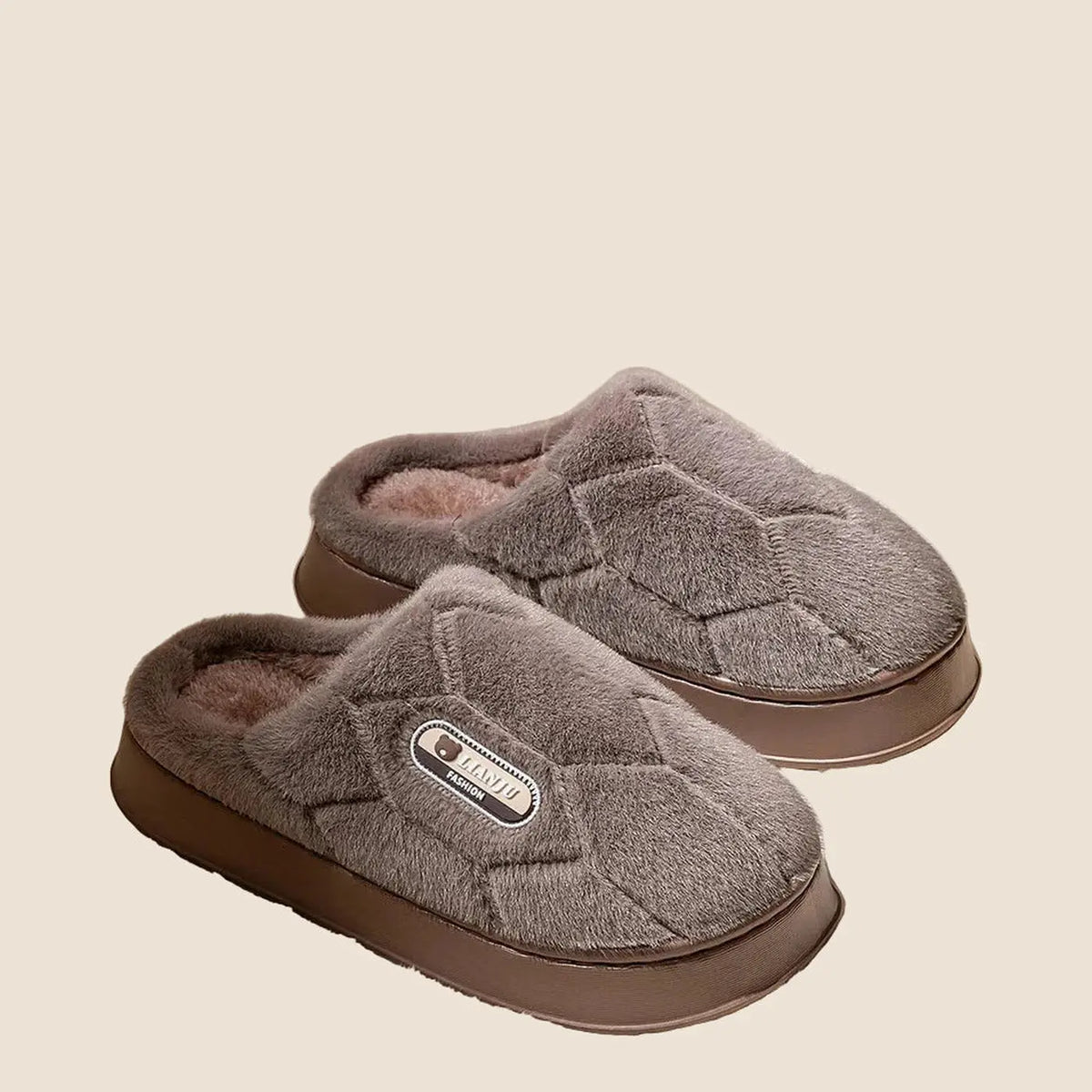 Unisex plush slide slippers with non slip sole